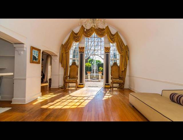 645M² OFFICE FOR SALE IN SAXONWOLD